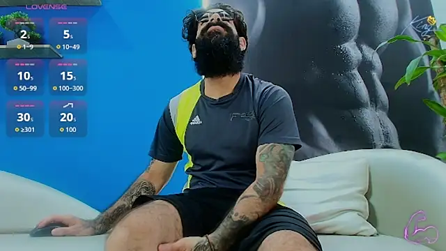 Snapshot of Haraldsmed chatting on 13, 4, 2026 Haraldsmed online show from 13, 4, 2026