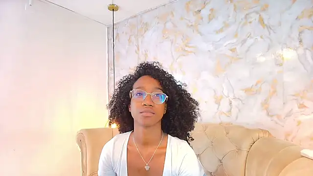 Snapshot of brianaduque chatting on 12, 4, 2026 brianaduque online show from 12, 4, 2026