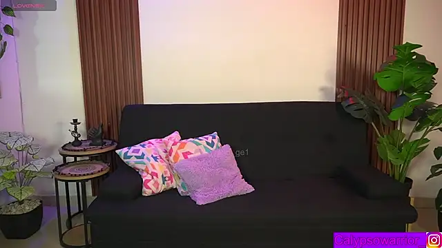 Snapshot of calypso_and_g2 chatting on 6, 4, 2026 calypso and g2 online show from 6, 4, 2026