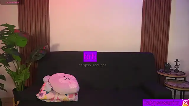 Snapshot of calypso_and_g2 chatting on 14, 4, 2026 calypso and g2 online show from 14, 4, 2026