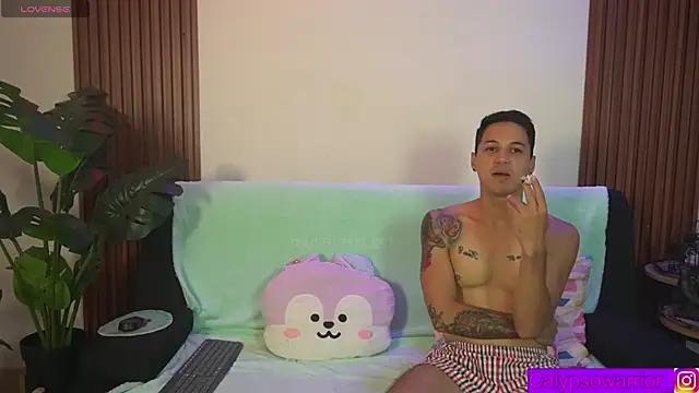 Snapshot of calypso_and_g2 chatting on 22, 4, 2026 calypso and g2 online show from 22, 4, 2026