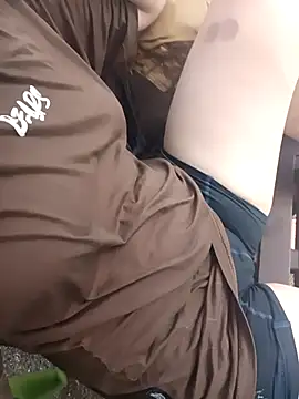 Snapshot of yuya_style chatting on 19, 4, 2026 yuya style online show from 19, 4, 2026