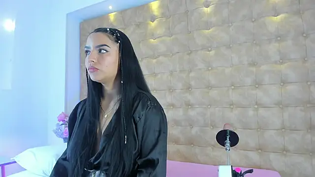 Snapshot of ariana_morelly chatting on 16, 4, 2026 ariana morelly online show from 16, 4, 2026