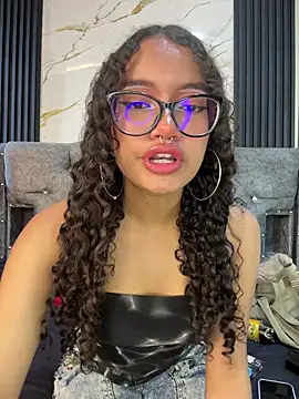 Snapshot of Bunny_fire chatting on 23, 3, 2026 Bunny fire online show from 23, 3, 2026