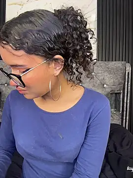 Snapshot of Bunny_fire chatting on 13, 4, 2026 Bunny fire online show from 13, 4, 2026