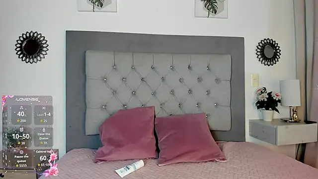Snapshot of Arya_Grey chatting on 1, 4, 2026 Arya Grey online show from 1, 4, 2026