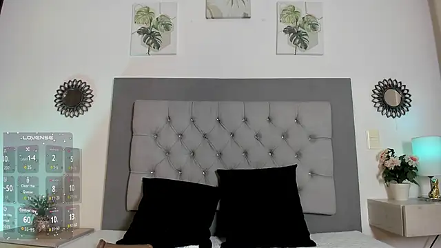 Snapshot of Arya_Grey chatting on 24, 4, 2026 Arya Grey online show from 24, 4, 2026