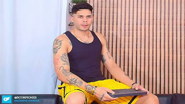 Snapshot of johan_speitzer chatting on 11, 4, 2026 johan speitzer online show from 11, 4, 2026