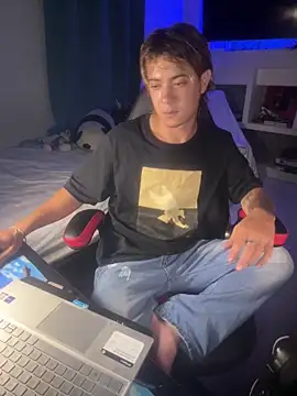 AngelLatinBoy online show from 12, 4, 2026