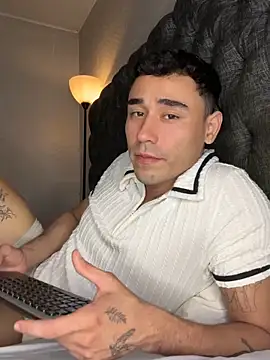 Snapshot of Adam_Grey chatting on 25, 4, 2026 Adam Grey online show from 25, 4, 2026