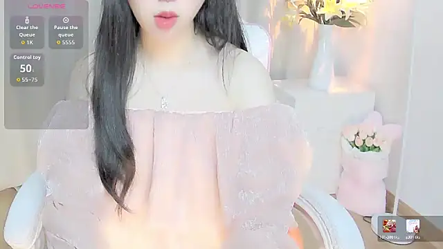 Snapshot of Sweet-Shuna chatting on 13, 4, 2026 Sweet-Shuna online show from 13, 4, 2026