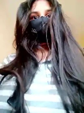 Snapshot of Divya3107 chatting on 18, 4, 2026 Divya3107 online show from 18, 4, 2026