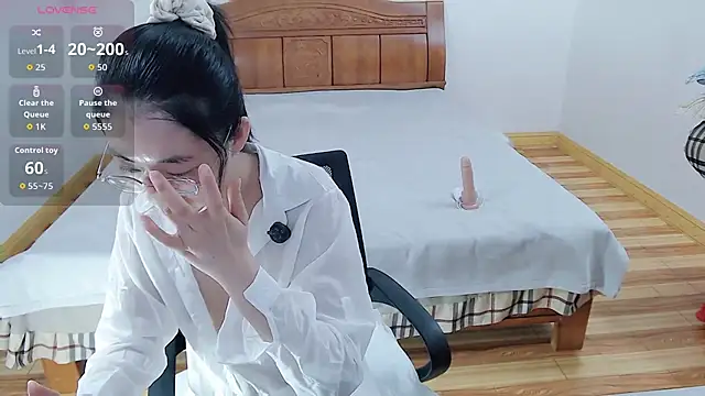 Snapshot of mila-baby-99 chatting on 24, 3, 2026 mila-baby-99 online show from 24, 3, 2026