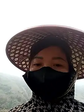 Snapshot of Bling-pusy chatting on 17, 3, 2026 Bling-pusy online show from 17, 3, 2026