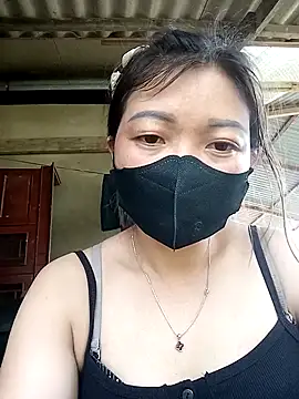 Snapshot of Bling-pusy chatting on 6, 4, 2026 Bling-pusy online show from 6, 4, 2026