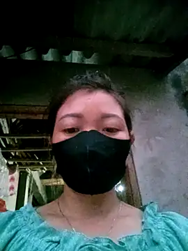 Snapshot of Bling-pusy chatting on 10, 4, 2026 Bling-pusy online show from 10, 4, 2026