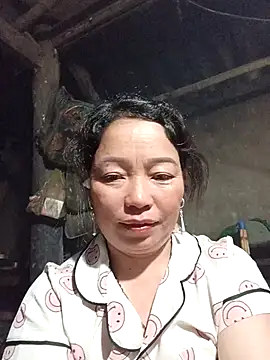 Snapshot of Yellow-pink chatting on 23, 3, 2026 Yellow-pink online show from 23, 3, 2026