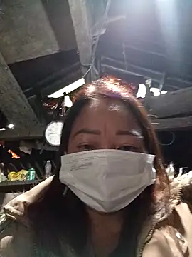 Snapshot of Yellow-pink chatting on 26, 3, 2026 Yellow-pink online show from 26, 3, 2026