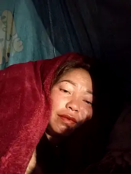 Snapshot of Yellow-pink chatting on 27, 3, 2026 Yellow-pink online show from 27, 3, 2026