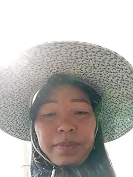 Snapshot of Yellow-pink chatting on 21, 4, 2026 Yellow-pink online show from 21, 4, 2026