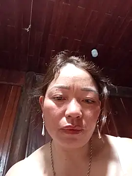 Snapshot of Yellow-pink chatting on 21, 4, 2026 Yellow-pink online show from 21, 4, 2026