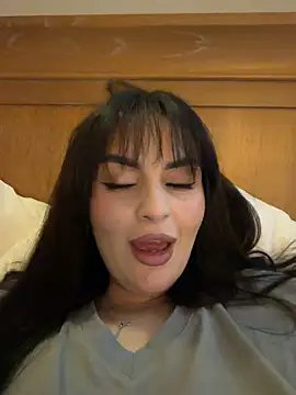 Snapshot of MilaaSweety chatting on 27, 3, 2026 MilaaSweety online show from 27, 3, 2026