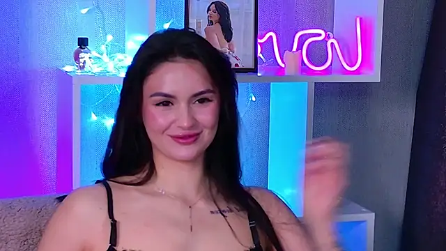 Snapshot of MilaaSweety chatting on 11, 4, 2026 MilaaSweety online show from 11, 4, 2026