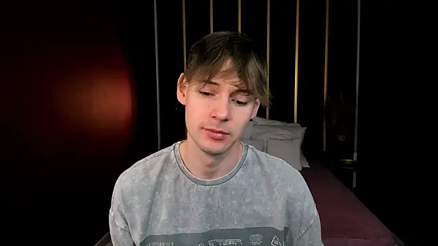 Snapshot of Martin_Perry chatting on 29, 4, 2026 Martin Perry online show from 29, 4, 2026