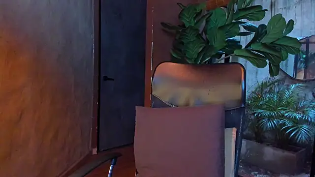 Snapshot of Victoria_Gonzalez chatting on 13, 4, 2026 Victoria Gonzalez online show from 13, 4, 2026