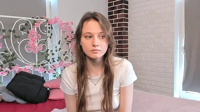 Snapshot of RubieHeiser chatting on 21, 3, 2026 RubieHeiser online show from 21, 3, 2026