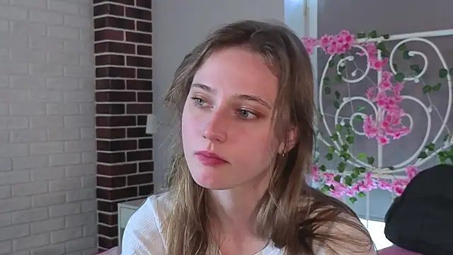 Snapshot of RubieHeiser chatting on 12, 4, 2026 RubieHeiser online show from 12, 4, 2026