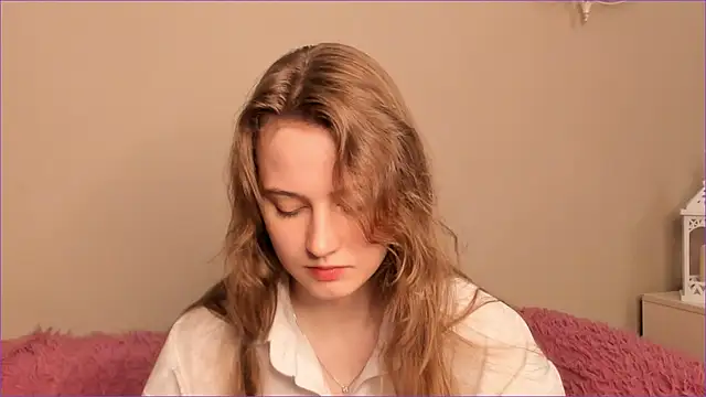 Snapshot of RubieHeiser chatting on 24, 4, 2026 RubieHeiser online show from 24, 4, 2026