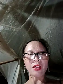 Snapshot of Tina6886 chatting on 1, 4, 2026 Tina6886 online show from 1, 4, 2026