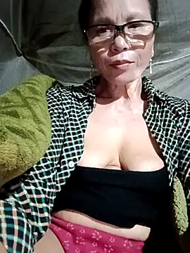 Snapshot of Tina6886 chatting on 29, 4, 2026 Tina6886 online show from 29, 4, 2026
