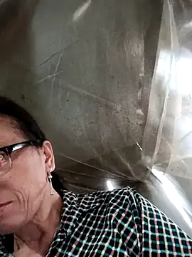 Snapshot of Tina6886 chatting on 2, 5, 2026 Tina6886 online show from 2, 5, 2026