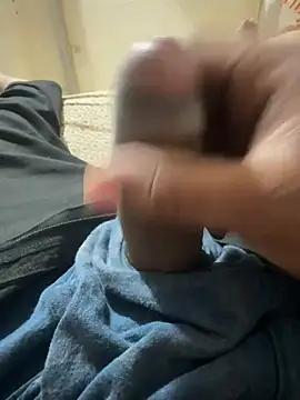 Snapshot of puneBC chatting on 10, 4, 2026 puneBC online show from 10, 4, 2026