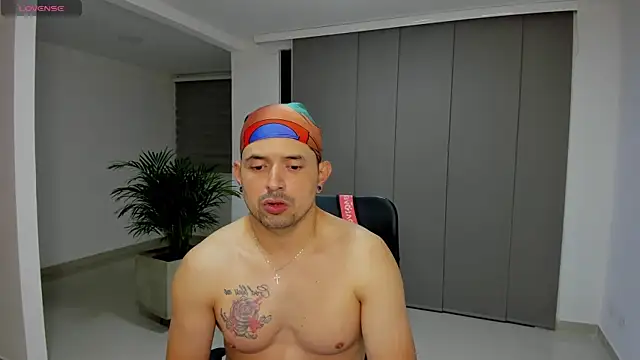 Snapshot of TroyeSavage chatting on 13, 3, 2026 TroyeSavage online show from 13, 3, 2026