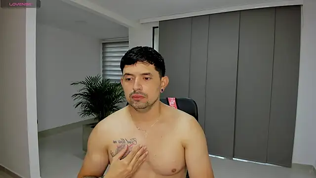 Snapshot of TroyeSavage chatting on 14, 3, 2026 TroyeSavage online show from 14, 3, 2026