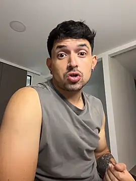 Snapshot of TroyeSavage chatting on 28, 3, 2026 TroyeSavage online show from 28, 3, 2026