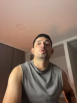 Snapshot of TroyeSavage chatting on 6, 4, 2026 TroyeSavage online show from 6, 4, 2026