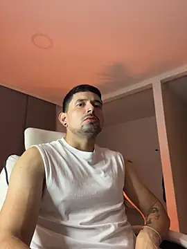 Snapshot of TroyeSavage chatting on 13, 4, 2026 TroyeSavage online show from 13, 4, 2026