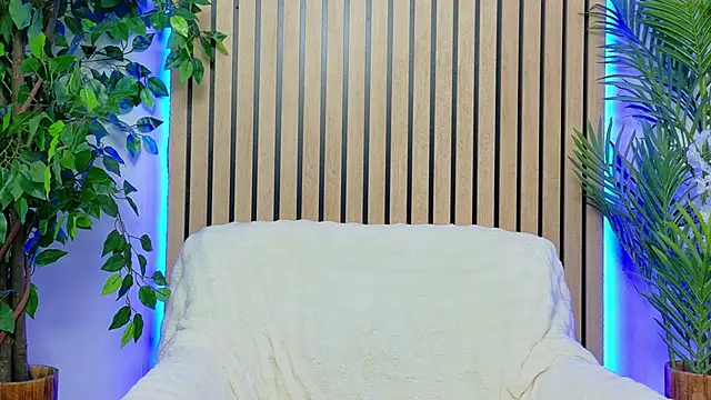 Snapshot of NataliaCroft chatting on 26, 3, 2026 NataliaCroft online show from 26, 3, 2026