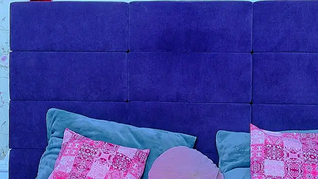 Snapshot of NataliaCroft chatting on 23, 4, 2026 NataliaCroft online show from 23, 4, 2026