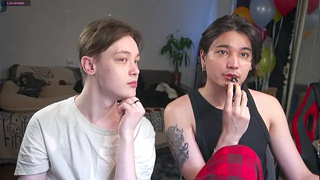 Snapshot of Badtwinkboys chatting on 24, 3, 2026 Badtwinkboys online show from 24, 3, 2026