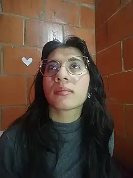 Amanda x1 online show from 13, 5, 2026
