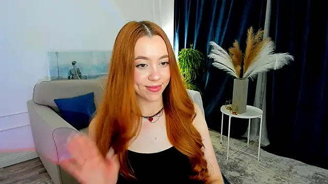 Snapshot of BloomAndFun chatting on 4, 5, 2026 BloomAndFun online show from 4, 5, 2026