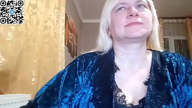 Snapshot of DiamondLady555 chatting on 21, 3, 2026 DiamondLady555 online show from 21, 3, 2026