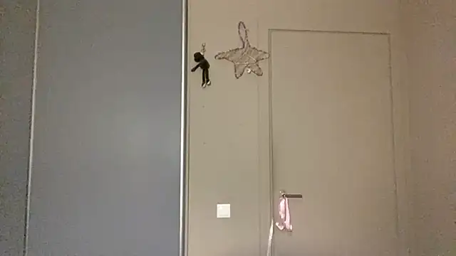 Snapshot of JonnaSzerszen chatting on 19, 4, 2026 JonnaSzerszen online show from 19, 4, 2026