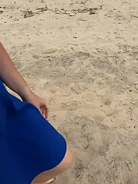 Julia and the cock online show from 28, 6, 2026