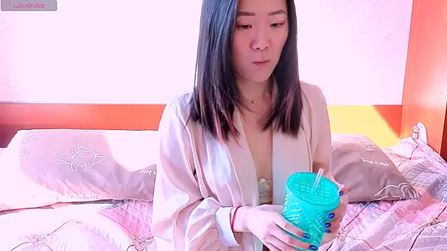 Snapshot of AikooYamada chatting on 12, 4, 2026 AikooYamada online show from 12, 4, 2026